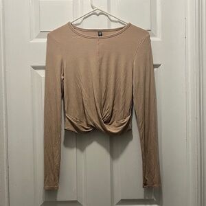 Vuori Tan Long Sleeve Twist Front Top size large